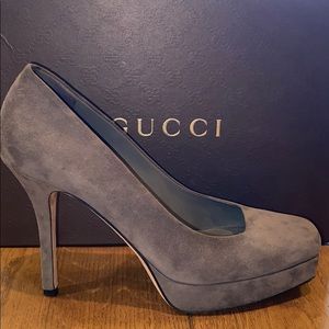 Gucci Kid Scamosciato Heels, Grey Sky